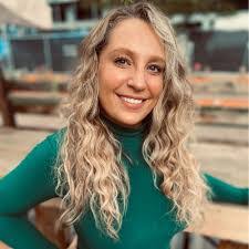 Timothy Winningham's Instagram, Twitter & Facebook