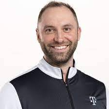 Craig Beringer's Instagram, Twitter & Facebook