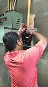 Tujuan garis panduan pendawaian elektrik di bangunan kediaman ini disediakan sebagai panduan pendawaian kepada semua pendawai dan kontraktor elektrik untuk melaksanakan sistem pendawaian elektrik di. Harga Pendawaian Elektrik 2017 Senarai Harga Pendawaian Elektrik 2017 Firdbell Elektrikal Services