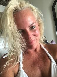 23 years old and a proudly vigin Please 🙏 follow Tebogo