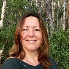 Ava Lowe's Instagram, Twitter & Facebook