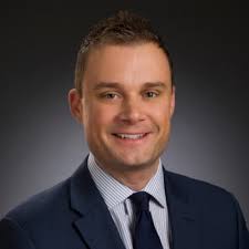 What a great evening at Y'all Street Connect with NIRI DFW and Texas  Capital! 🎉 It was a pleasure hearing from Daniel Hoverman, Head of  Corporate & Investment Banking at Texas Capital,