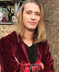 Ben Cheney's Instagram, Twitter & Facebook