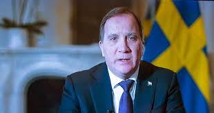 Stefan löfven med ung beundrare i valrörelsens slutspurt i kungsträdgården i stockholm den 7 september 2014. Stefan Lofvens Tal Till Nationen Om Coronaviruset Ingen Av Oss Far Chansa Svd