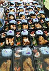 Send delicious cake online to kota kinabalu malaysia from giftblooms to surprise them. Sabah Korner 5 Lunchbox Delivery In Kota Kinabalu