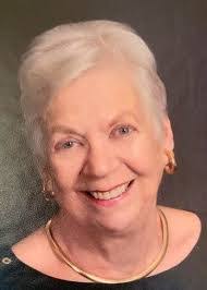 Sandy Swift's Instagram, Twitter & Facebook