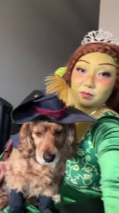 Fiona and Puss in Boots 🎃 #dogsoftiktok #doghalloween #shrek #fiona  #halloweenlook #halloween2024