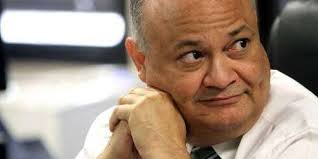 Exjefe del FBI a readiestrar a policías municipales en San Sebastián