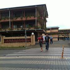 Lai iegūtu vairāk informācijas par to, kā nokļūt. Sjk Chung Hua No 4 School