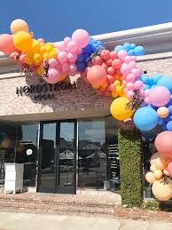 Wildchildparty Balloon Installation Visit Wildchildparty Com Business Balloons Balloon Installation Balloon Garland