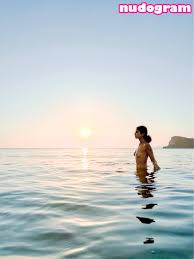 TikTok  Chloe Forero  chloeforero Гола изтичане OnlyFans снимка 11 -  Nudogram v2.1