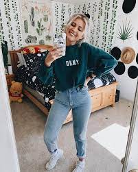 Alexasunshine83 On Instagram Just Your Neighborhood Dad Saying Hi Okay But I Am So Happy A Jeans Outfit Women Thrift Store Outfits Thrift Store Fashion