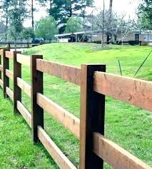 Every time i drive by a house with a split rail fence i look for a horse running in the pasture beyond the fence. Rustic Wood Fence Split Rail Fence Ideas Rustic Fence Designs Wood Fences Ideas Designs Fence Fences Idea Backyard Fences Wood Fence Design Rustic Fence