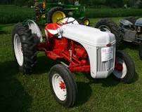 Ford N-series tractor - Wikipedia