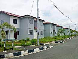 Apa yang didedahkan oleh pemuda gerakan tentang yang tidak mempunyai rumah dan tidak mampu memiliki rumah kos sederhana. Rumah Kos Sederhana Pulau Pinang Sang Hook