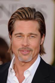 I need a kiss💋 from a wonderful woman who cares about my feelings❤️. To my  future wife , I know that you're seeing my post, I want you to message me  now