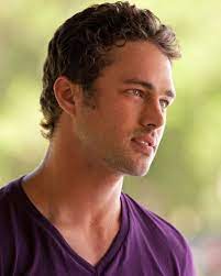 He was a werewolf from a family curse and klaus made him a hybrid. Mason Lockwood The Vampire Diaries Wiki Fandom