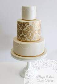 Beautiful Wedding Cakes From Faye Cahill Cake Design In Australia Modwedding Damask Cake Cake Lace Gold Wedding Cake