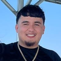 Jose Chagolla's Instagram, Twitter & Facebook