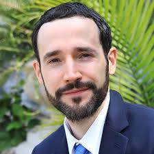 The Marksman: Amazon.co.uk: Charles, Chris, Kravitz, Danny, Mercier, Robin  G., Hastings, Bradford, Goeglein, Ted: 9798212878234: Books