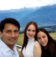 ABS-CBN - Richard Gomez and Lucy Torres, do they really want to have more children and follow in the footsteps of their daughter Juliana? Do they want a boy or a girl, just in case? Find out