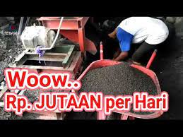 Mesin pemecah batu jadi pasir. Mesin Pemecah Batu Menjadi Pasir Koral Atau Split Youtube