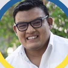 Eduardo Ponce🇭🇳 (@EduardoponceH)