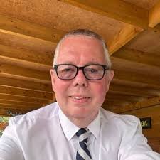 Michael Comley (@michaelcomley)