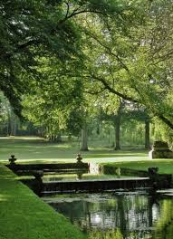 Chateau De Courances Presentation Jardin D Eau Jardins Jardin Francais