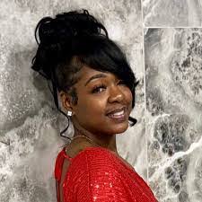 Shontay Jones's Instagram, Twitter & Facebook