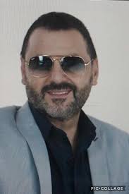 Youssef Haddad in Ray-Ban sunglasses from @l'Opticienne jal el dib