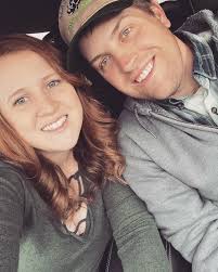 Riley Maxwell (@missrileyrhea)