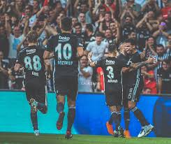 besiktas panosundaki pin