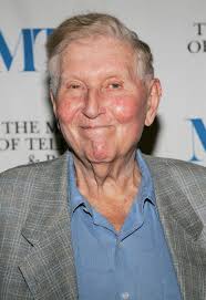 Viacom director seeks meeting with former chairman Redstone