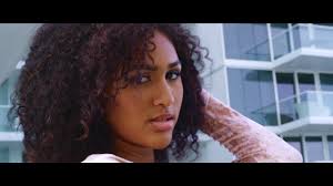 Kansas city chiefs outside linebacker who was drafted 20th overall in 2006 and named to his first pro bowl in 2010. How Tamba Hali Went From Playing In The Nfl To Making Afrobeats Music Okayafrica