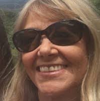 Julia Oughton's Instagram, Twitter & Facebook