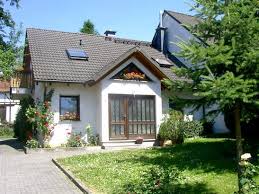 Die 8976 zuzüge im letzten jahr unterstreichen dies zusätzlich. Grosses Haus Als 3er Wg 15 Minuten Von Uni Pro Zimmer 1 Badezimmer Haus In Trier Eitelsbach