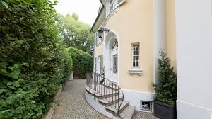 Die geschäftsstelle liegt im sogenannten gründerviertel von mönchengladbach und ist sowohl vom bahnhof als auch vom haupteinkaufsgebiet in nur wenigen minuten zu fuß zu erreichen. Dr Heimsoeth Notar Monchengladbach