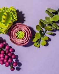Wholesale sugar flowers offers a large selection of handmade sugar flowers, royal icing decorations, edibles and much more. Wholesale Sugar Flowers Gumpasteflowers Profile Pinterest