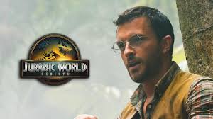 NEW PHOTO of Jonathan Bailey as Dr. Henry Loomis in Jurassic World Rebirth  + TRAILER THIS MONTH?