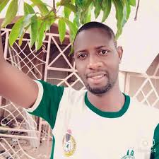 In dai kai ɗan kasuwa ne a cikin birni, kana jiran kwastomominka daga  karkara, su zo da kaka domin cinikayya da kai, to kai ma tsadar taki da  sauran kayan noma zai