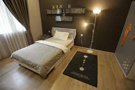 Bentuk tempat tidur satu ini sangat pas untuk anak yang menyukai pesawat. Preloved Karpet Kamar Tidur Anak Bayi Anak Baju Anak Laki Laki Di Carousell