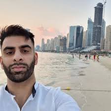 Looking for someone who can't paint my window sills and use a bit of wood  filler in the corners. Any good suggestions thanks