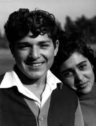 Pravdu je někdy velmi těžké strávit. Pravdu a poznání těžko přijímáme.  Pravdou je, že každý, kdo se narodil, mus