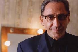 Il cantautore si è spento oggi nella sua residenza di milo, era malato da tempo. Ibsuxz1kjzuerm