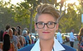 Elijah Farrell's Instagram, Twitter & Facebook