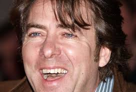 Jonathan Ross signs chat show deal with ITV