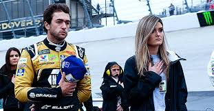 Chase elliott was named the nmpa most popular driver for the second year in a row. Nascar Racer Chase Elliott S Girlfriend Kaylie Green Recently Graduated College What We Know About The Couple