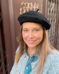 Love their pants and jackets! Superbly designed. ME+EM #ME+EMpartner Follow  my shop @Tandttwintalk