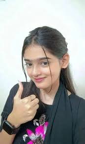 Name : ayushi Age :15 Class :11th B'day : 5 july....🥹🫣